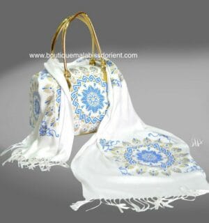 Sac à main et châle pashmina blanc